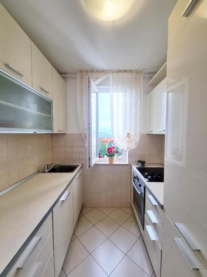 Apartment Rijeka With Sea View エクステリア 写真