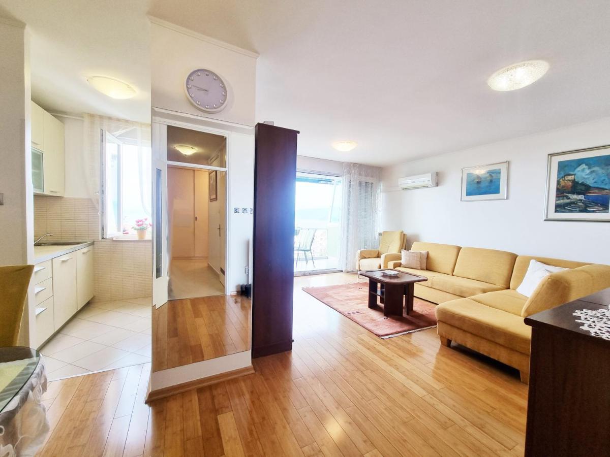 Apartment Rijeka With Sea View エクステリア 写真