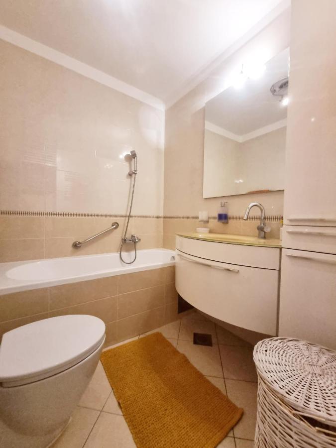 Apartment Rijeka With Sea View エクステリア 写真